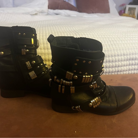 Aldo black boots 6.5 - Picture 3 of 6